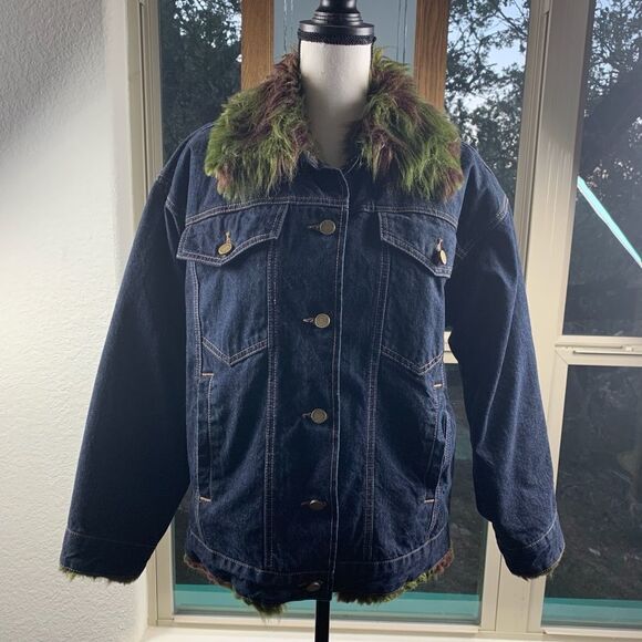 Urban Outfitters BDG Trucker Jacket w/Faux Fur - Picture 4 of 15